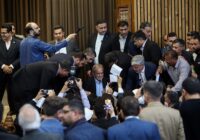 بی‌نظمی در جلسه، اما گامی رو به جلو؛ تحلیل نشست رئیس‌جمهور با فعالان خوزستان