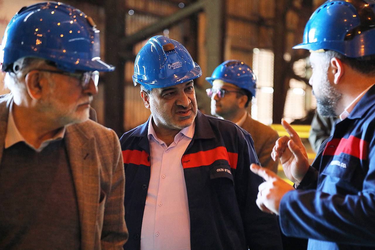 مدیرعامل شرکت فولاد اکسین خوزستان در دیدار با روسای دانشگاه آزاد کشور؛ صنعت فولاد برای بروزرسانی نیاز به توان دانشگاه دارد