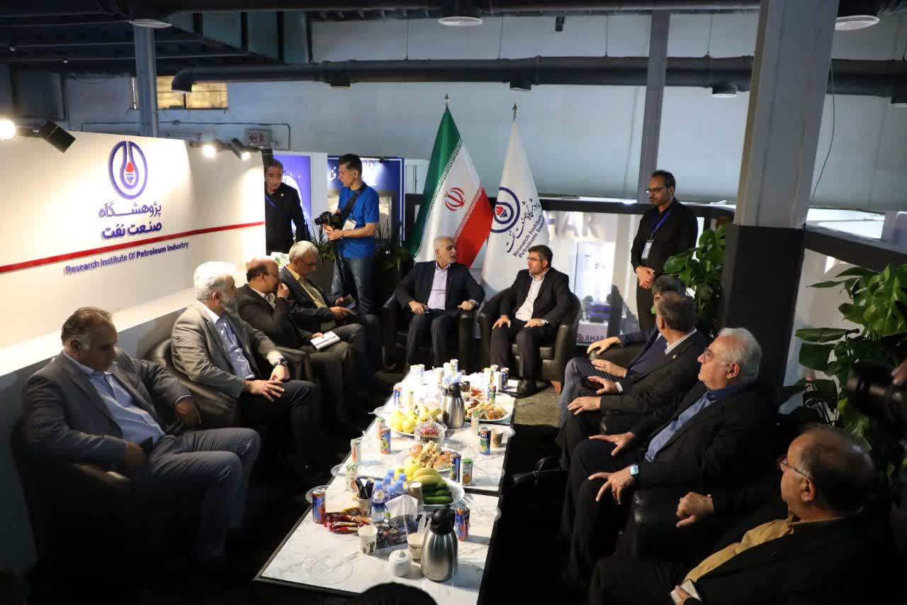 حضور مدیرعامل شرکت نفت و گاز اروندان در بیست و نهمین نمایشگاه بین‌المللی نفت؛ از دیدار و گفت‌وگو با دانش‌بنیان‌ها تا امضای قراردادهای پژوهشی