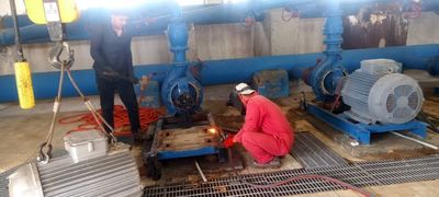 مدیر امور آبرسانی بندرامام خمینی آب جنوب شرق سازمان آب و برق خوزستان خبر داد:  برشکاری، جوشکاری و تعویض شاسی فرسوده پمپ‌های ایستگاه پمپاژ چم خلف شرکت آب جنوب شرق