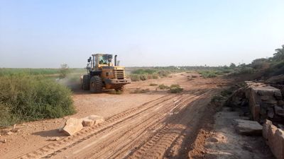 مدیر عامل شرکت خدمات لایروبى و ماشین آلاتى عمران نیرو خوزستان صبا، سازمان آب و برق خوزستان خبر داد:  آغاز عملیات حفاظت از ساحل رودخانه کارون در مقطع روستای ام الحجار شادگان