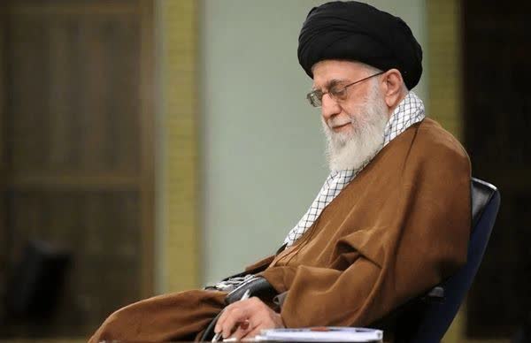 پیام تسلیت رهبر انقلاب در پی درگذشت مرحوم آیت‌الله شفیعی از علمای خوزستان