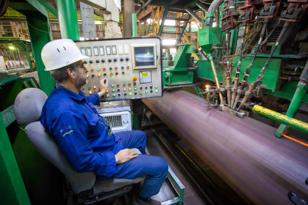 ثبت ركورد بی‌سابقه‌ی تولیدِ لوله ۳۶ اینچ در كارخانه ۴ شركت لوله‌سازی اهواز