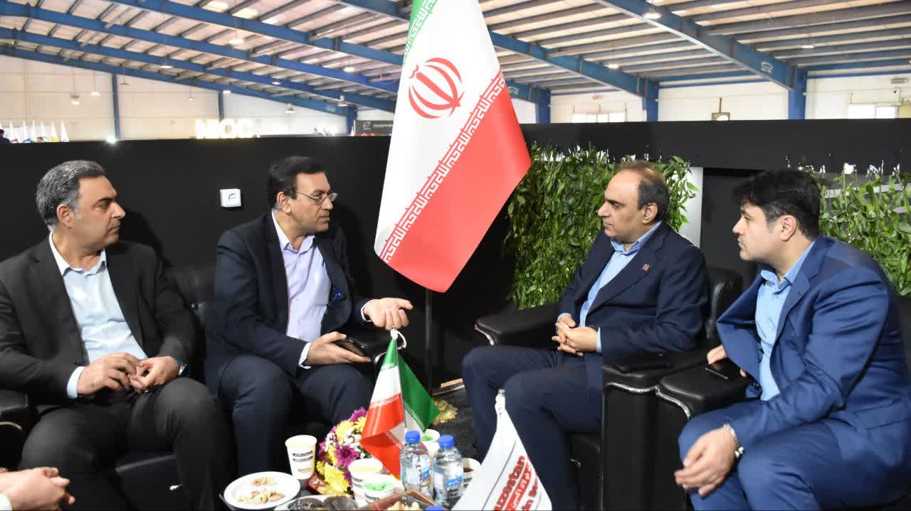 حضور شرکت فولاد اکسین خوزستان در شانزدهمین نمایشگاه تجهیزات صنعت نفت اهواز